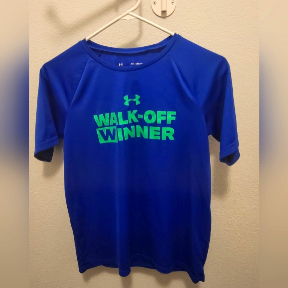 Under Armour tshirt
